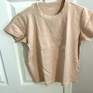 Uniqlo Basic tee